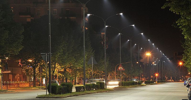 Уличные подвесные светильники