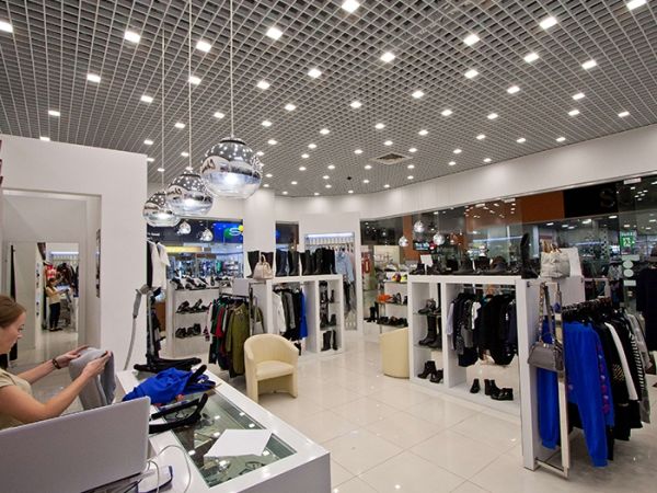 Рекомендации по созданию освещения для магазина одежды