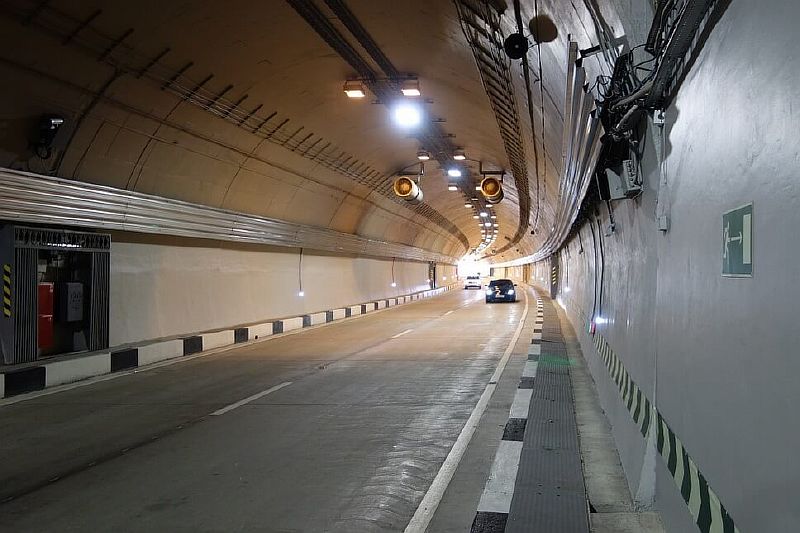 Система освещения дорожных тоннелей