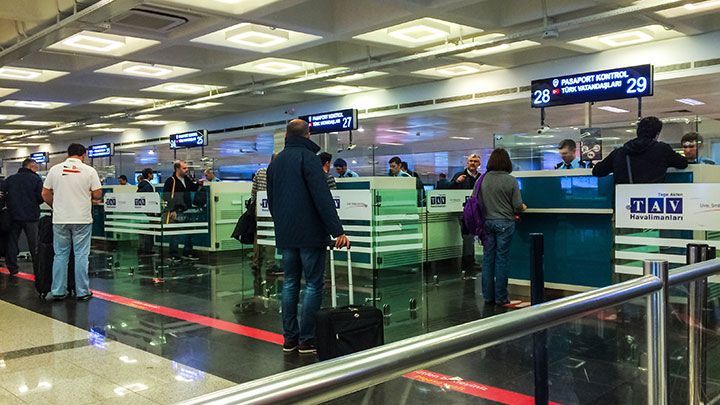 Светодиодная система освещения здания аэропорта